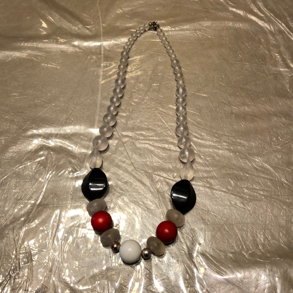 Vintage Beaded Necklace - Picture 1 of 2